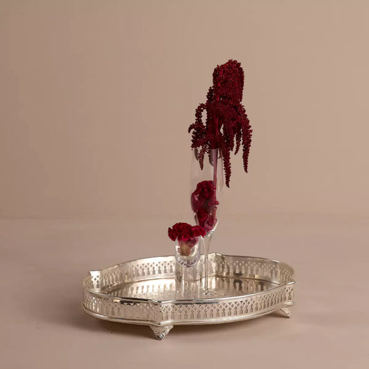 Victorian Curve Tray Medium Silver