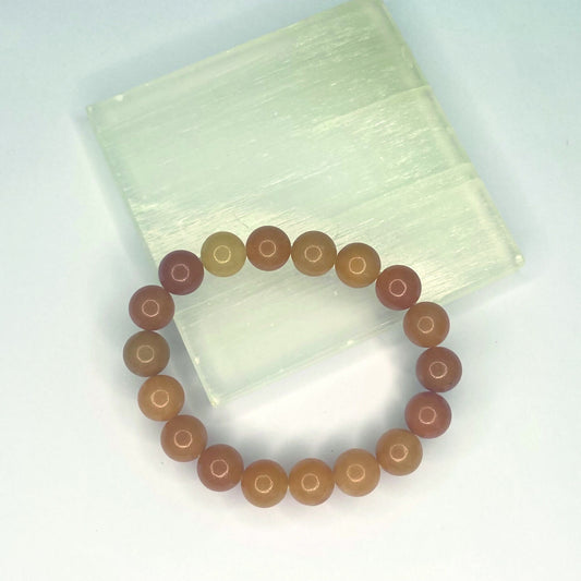 Natural Red Aventurine Bracelet: Harness Energy, Confidence, and Creativity with this Elegant Gemstone Jewelry for Holistic Wellness