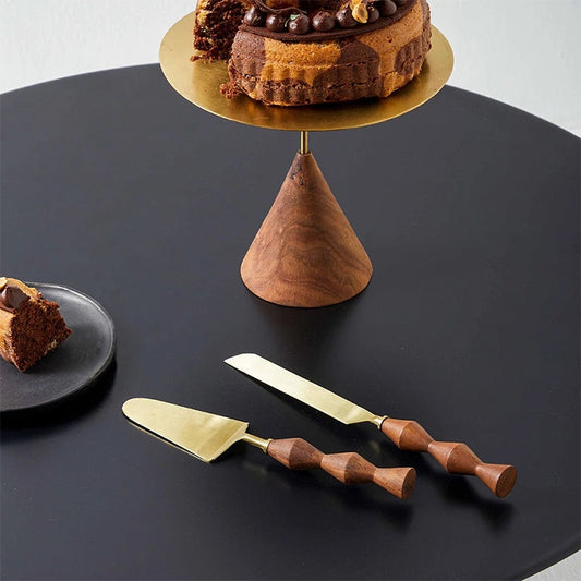 Cup cake stand with knifes and server