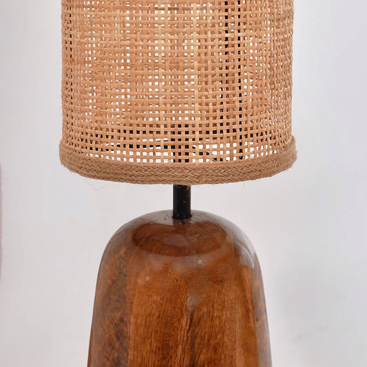 Cane shade table lamp