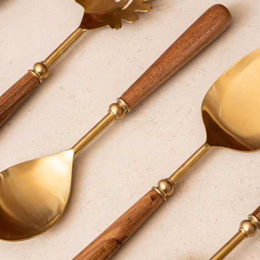 Earthy Spoons Open media with position 2 in modal popup