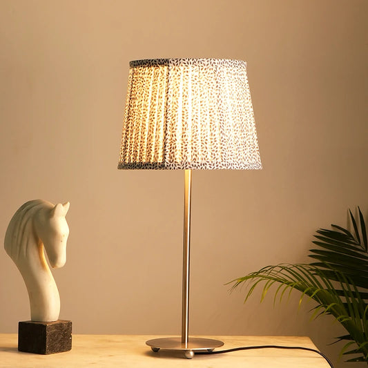 Nordic Night - Leaflet Flow Side Table Lamp for Living Room | Modern Bedside Lamps