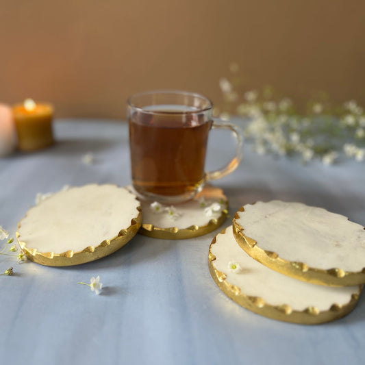 White Marble Coaster Set of 4 for Tea Coffee Cocktail Handmade Marble Coaster for Hot & Cold Drinks Coaster for Dining Table Home and Office - Round