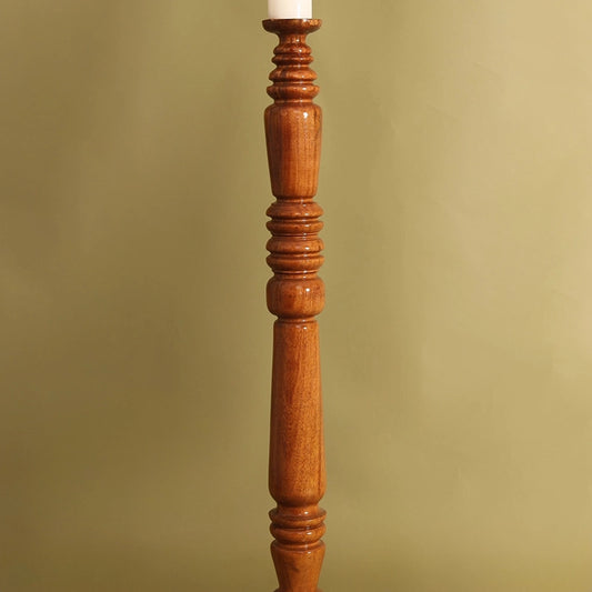 Pillar shaped candle holder