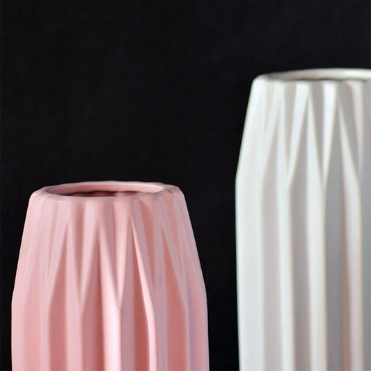 Delilah Ceramic Vases close up