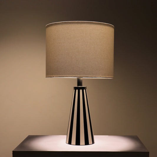 Resin Table Lamp - Black & White