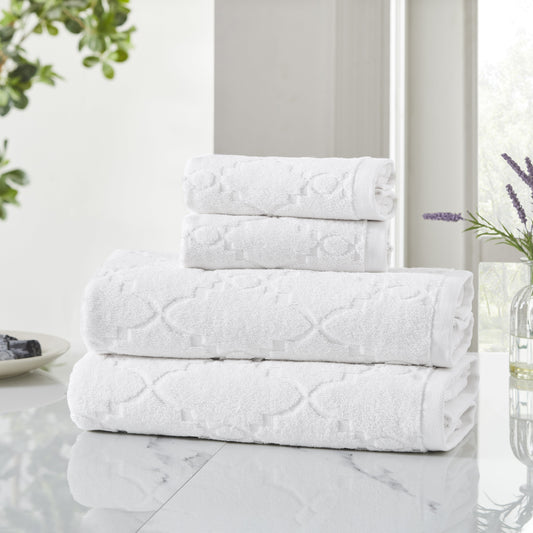 White bathroom towel set 