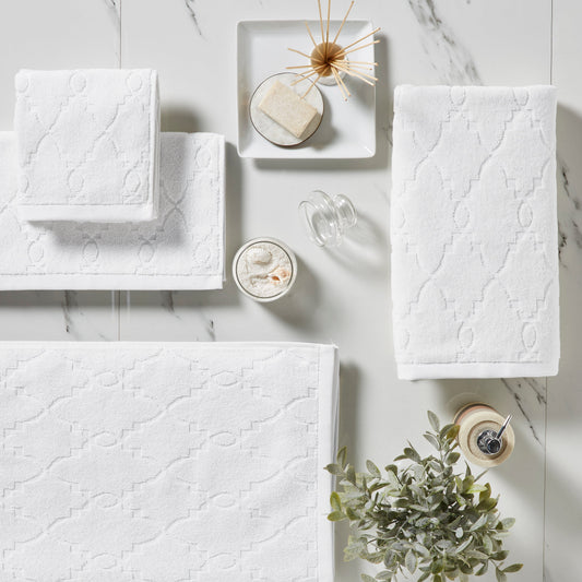 Shop Luxurious Form Bathroom Towel Set Online - Houmn