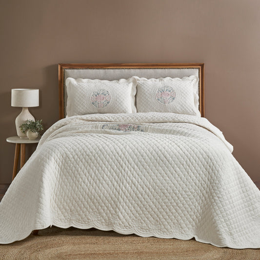 MINERVA EMBROIDERED BEDDING SET (3 PIECE SET)