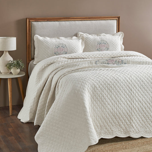 MINERVA EMBROIDERED BEDDING SET (3 PIECE SET)