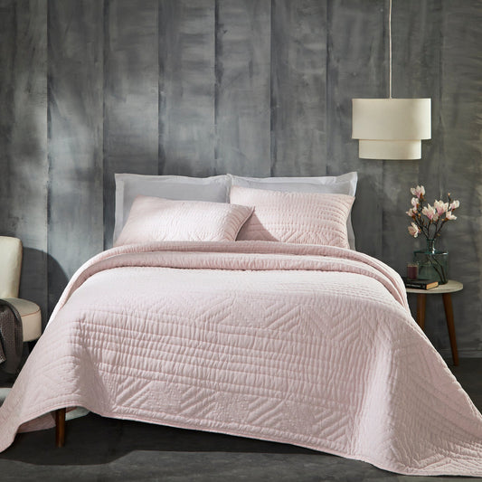 CAPITOL QUILTED BEDDING SET