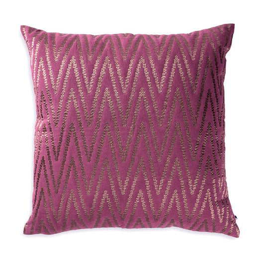 Square pillow with zig zag design