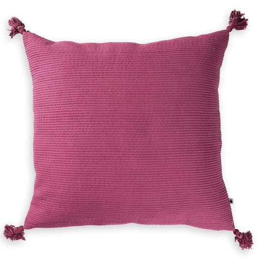 Throw pillow in rib design with tassels