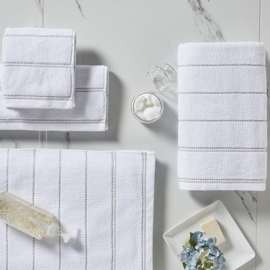 Soft cotton white towels 