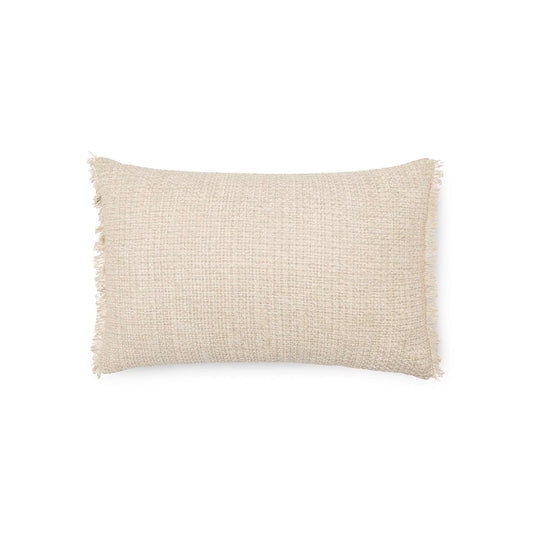 Rectangular cushion with flakes