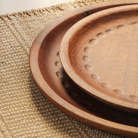 Mango wood plates for dining table