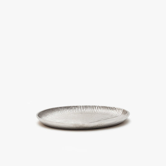 Isometric view of Majestic Oval Silver Tray