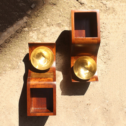 Two dvi wooden planters