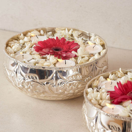 Urli bowls with flower decoration 