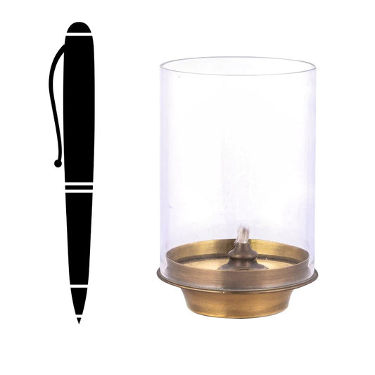 Size comparison of oil lamp with ball pen