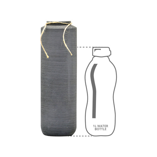Height comparison of black long vase with a 1l bottle