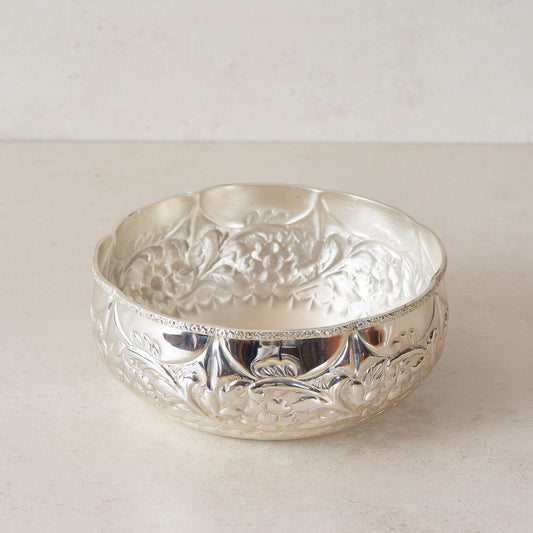 Small urli bowl with silver finish