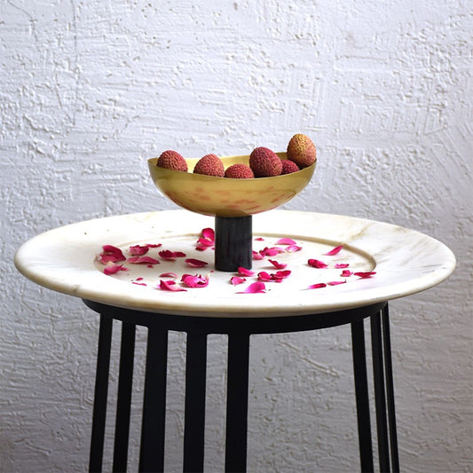 Fruit serving bowl for dining table