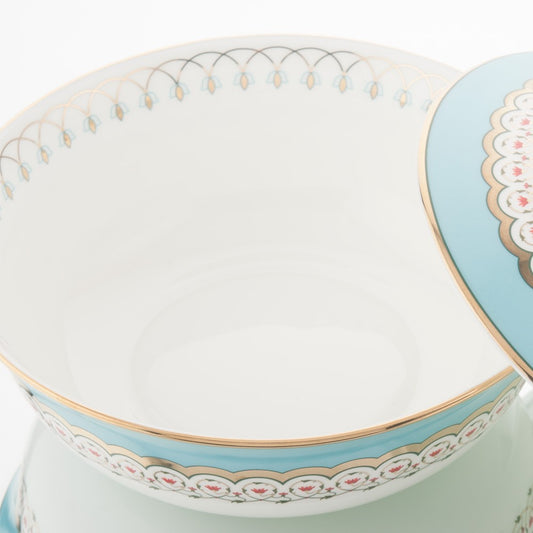 White ceramic bowl set