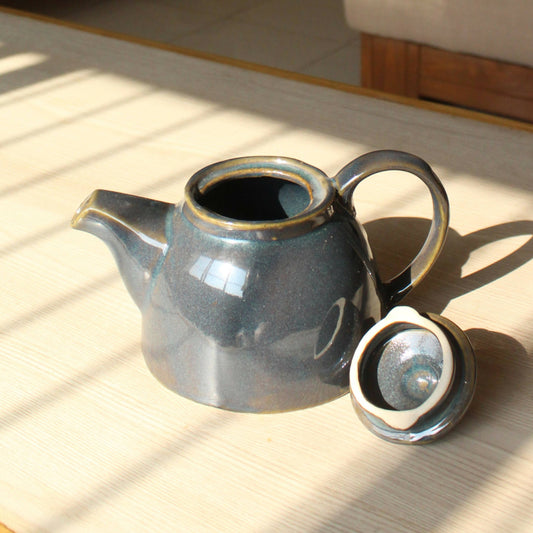 Midnight Tea Kettle | Byora Homes | Midnight Blue | Stoneware Ceramic