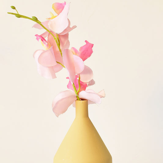 ginger-colored flower vase close up
