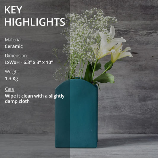 Key highlight of a Espen green vase