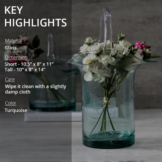 Key highlight of a Peyton bag shaped glass vase